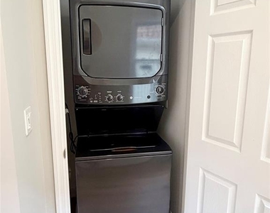 35 Claremont - Photo Thumbnail 11