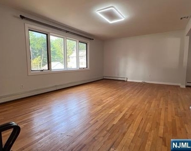 217 Rockland - Photo Thumbnail 25
