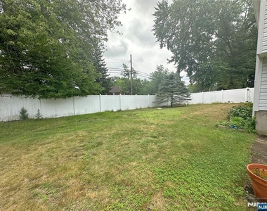 217 Rockland - Photo Thumbnail 30