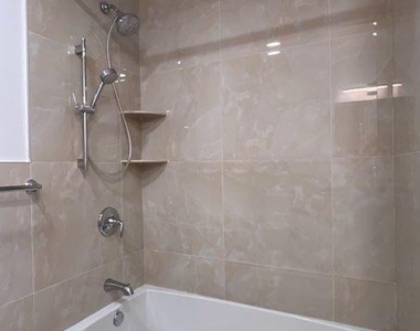 217 Rockland - Photo Thumbnail 18