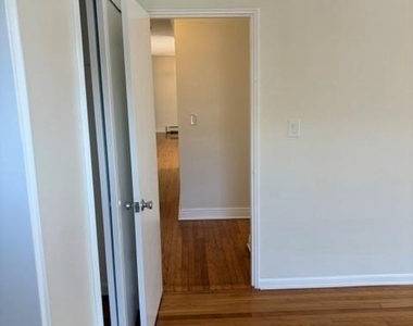 218 Prospect - Photo Thumbnail 16