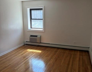218 Prospect - Photo Thumbnail 17