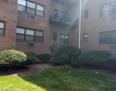 218 Prospect - Photo Thumbnail 24