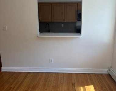 218 Prospect - Photo Thumbnail 4