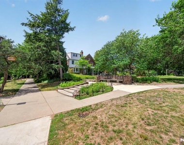 16 Randolph - Photo Thumbnail 19