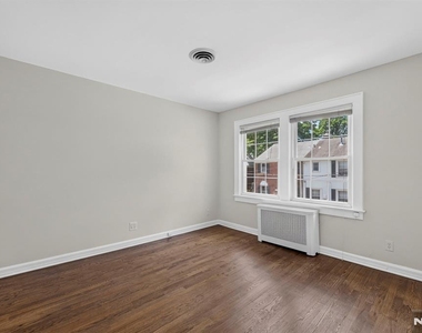 16 Randolph - Photo Thumbnail 10