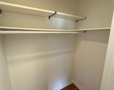 212 Prospect - Photo Thumbnail 9