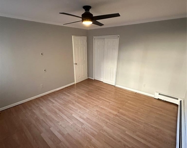 212 Prospect - Photo Thumbnail 11