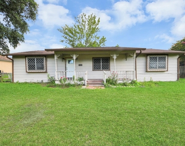 535 Pampa Street - Photo Thumbnail 11