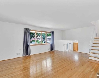 516 Knickerbocker - Photo Thumbnail 10