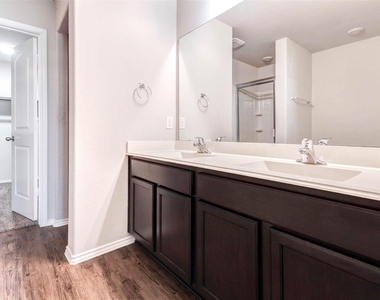 5422 Dovetail Arbor Trace - Photo Thumbnail 13