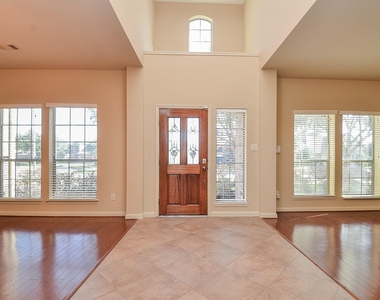 26111 Salt Creek Lane - Photo Thumbnail 2