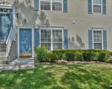 1132 Stafford - Photo Thumbnail 1