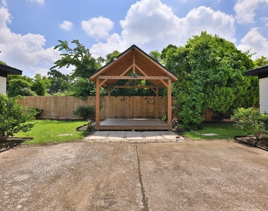 4120 Linn Street - Photo Thumbnail 18