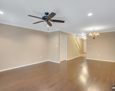 2269 Nash - Photo Thumbnail 4