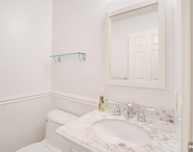 2269 Nash - Photo Thumbnail 32