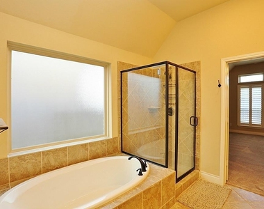 6707 Miller Shadow Lane - Photo Thumbnail 24