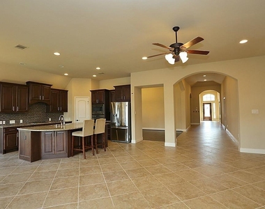 6707 Miller Shadow Lane - Photo Thumbnail 15