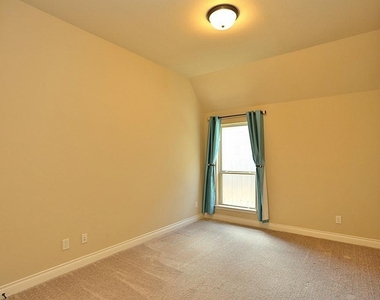 6707 Miller Shadow Lane - Photo Thumbnail 19