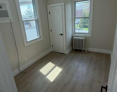 420 Morrissee - Photo Thumbnail 5