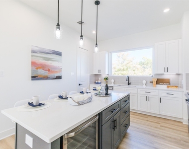 8323 Brecha Ln Lane - Photo Thumbnail 11