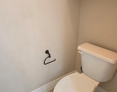 10 Val Delsa Court - Photo Thumbnail 13