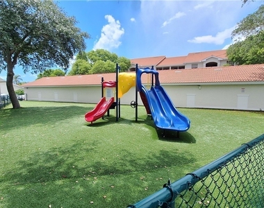 4645 Saint Croix Lane - Photo Thumbnail 15