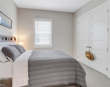 6299 Arriba Avenue - Photo Thumbnail 16