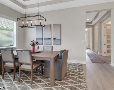6299 Arriba Avenue - Photo Thumbnail 4