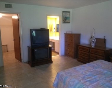 4963 Pepper Circle - Photo Thumbnail 4