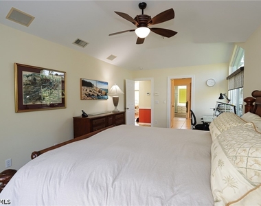 640 2nd Street S - Photo Thumbnail 9