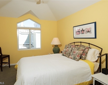 640 2nd Street S - Photo Thumbnail 13