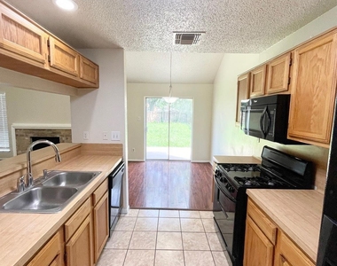4115 Issacks Way - Photo Thumbnail 14