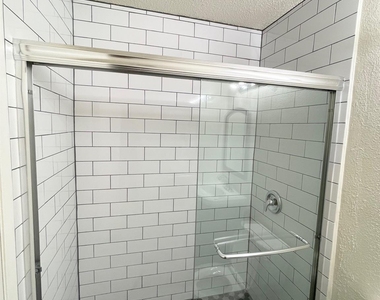 4115 Issacks Way - Photo Thumbnail 8