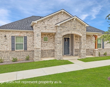 5900-316 County Road 277 - Photo Thumbnail 1