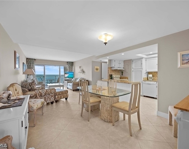 3443 Gulf Shore Boulevard N - Photo Thumbnail 3
