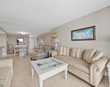 3443 Gulf Shore Boulevard N - Photo Thumbnail 8