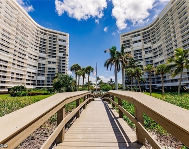 260 Seaview Court - Photo Thumbnail 30