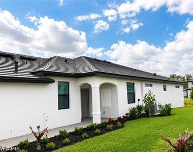 19617 Hinkley Drive - Photo Thumbnail 9