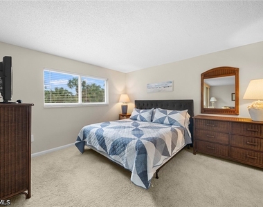 400 Forest Lakes Boulevard - Photo Thumbnail 14