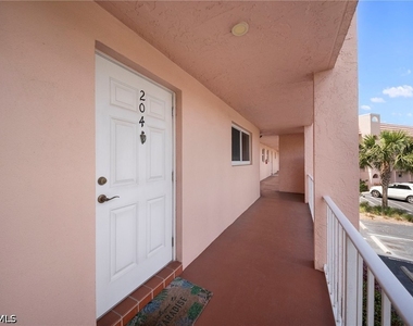 400 Forest Lakes Boulevard - Photo Thumbnail 22