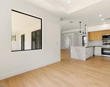 1514 47th Avenue Ne - Photo Thumbnail 18