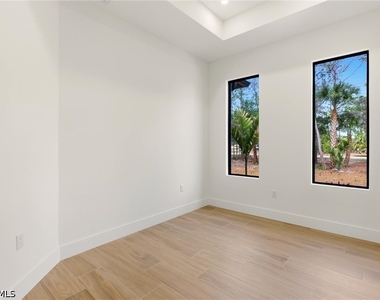 1514 47th Avenue Ne - Photo Thumbnail 35