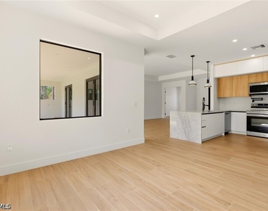 1514 47th Avenue Ne - Photo Thumbnail 19