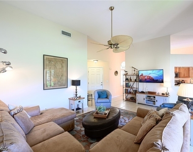 559 Beachwalk Circle - Photo Thumbnail 8