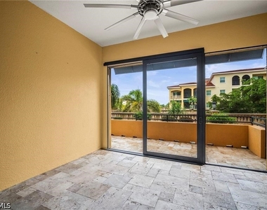 21460 Strada Nuova Circle - Photo Thumbnail 37