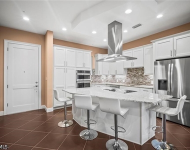 21460 Strada Nuova Circle - Photo Thumbnail 20