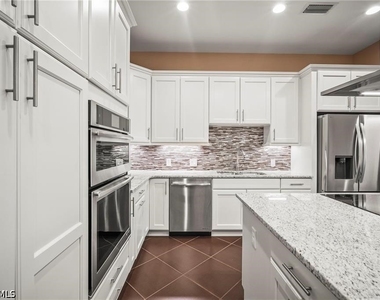 21460 Strada Nuova Circle - Photo Thumbnail 30