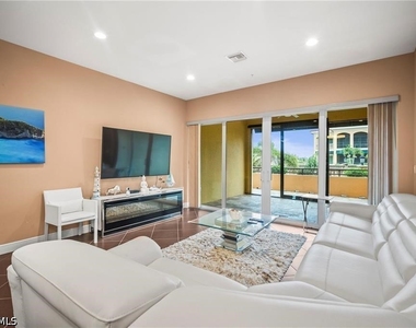 21460 Strada Nuova Circle - Photo Thumbnail 3
