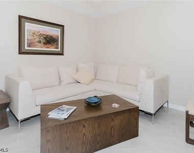 6047 Ellerston Way - Photo Thumbnail 5